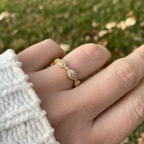 18k Yellow Gold Plated Ring White Sapphire - Picture 4 of 13